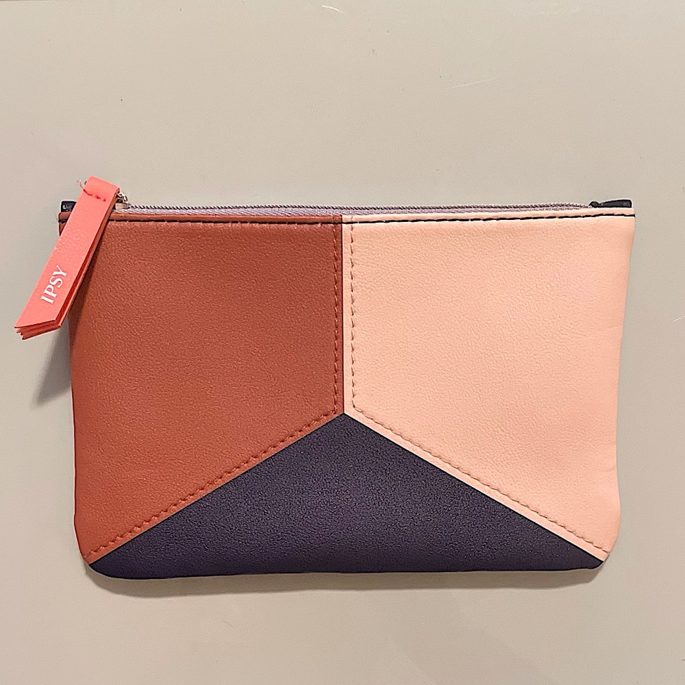 Ipsy Makeup Bag/Wallet/Coin Purse—NEW!